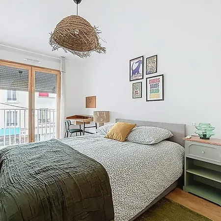 Charming With Rooftop Apartment Montreuil (Seine-Saint-Denis)